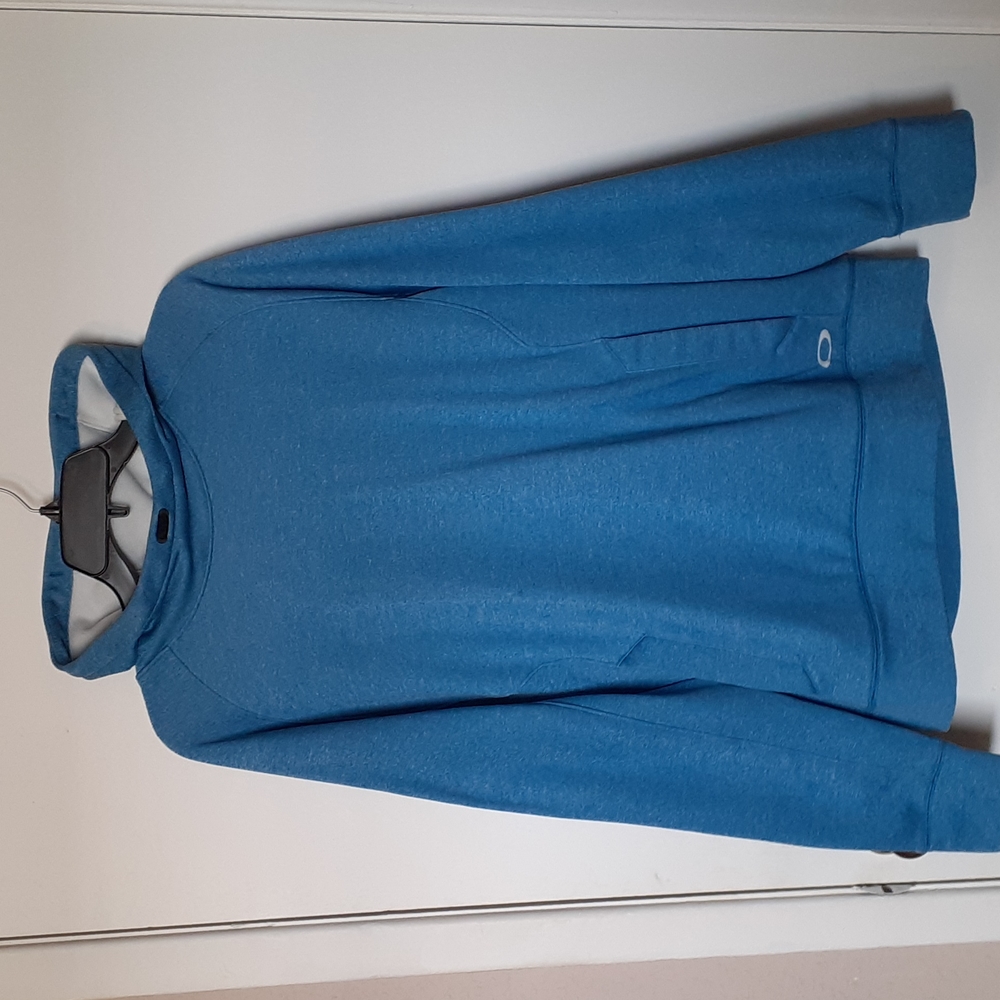 Oakley Hoodie